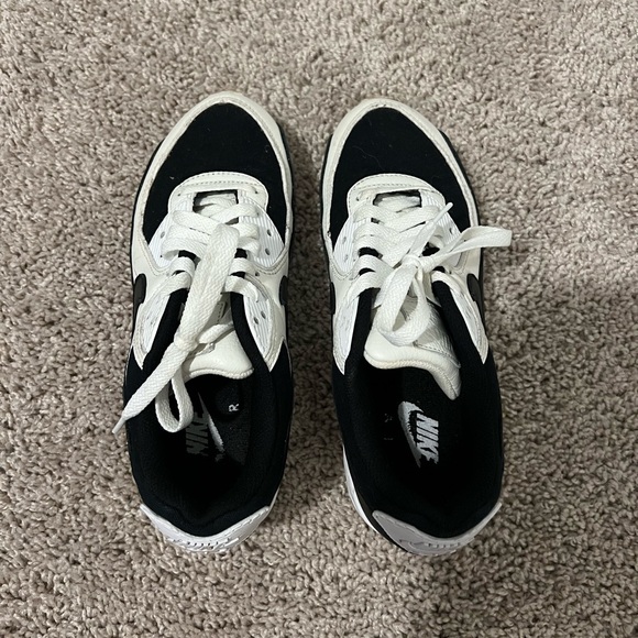 Women’s Nike Air Max 90!! Size 7 - Picture 2 of 5